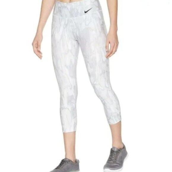 Nike active pants - Picture 1 of 3